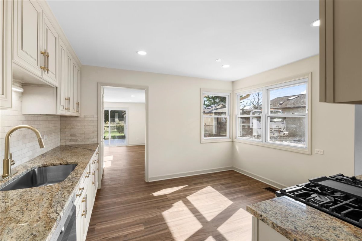 3604 Owl Drive, Rolling Meadows, IL 60008