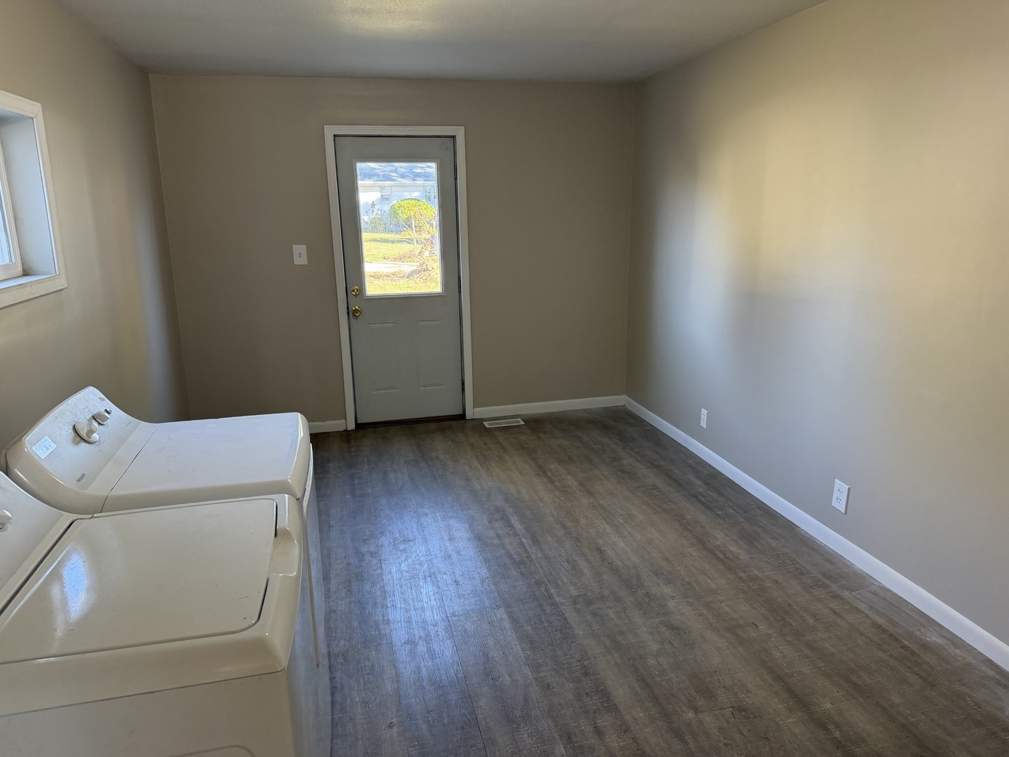 108 W Walnut Street, Gibson City, IL 60936