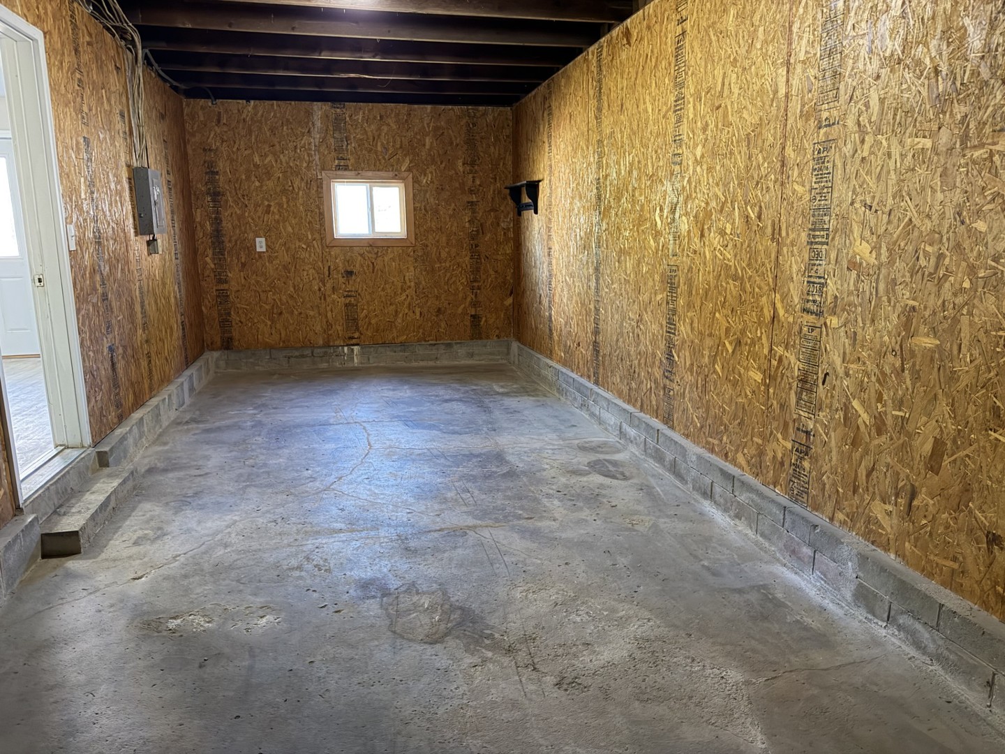 108 W Walnut Street, Gibson City, IL 60936