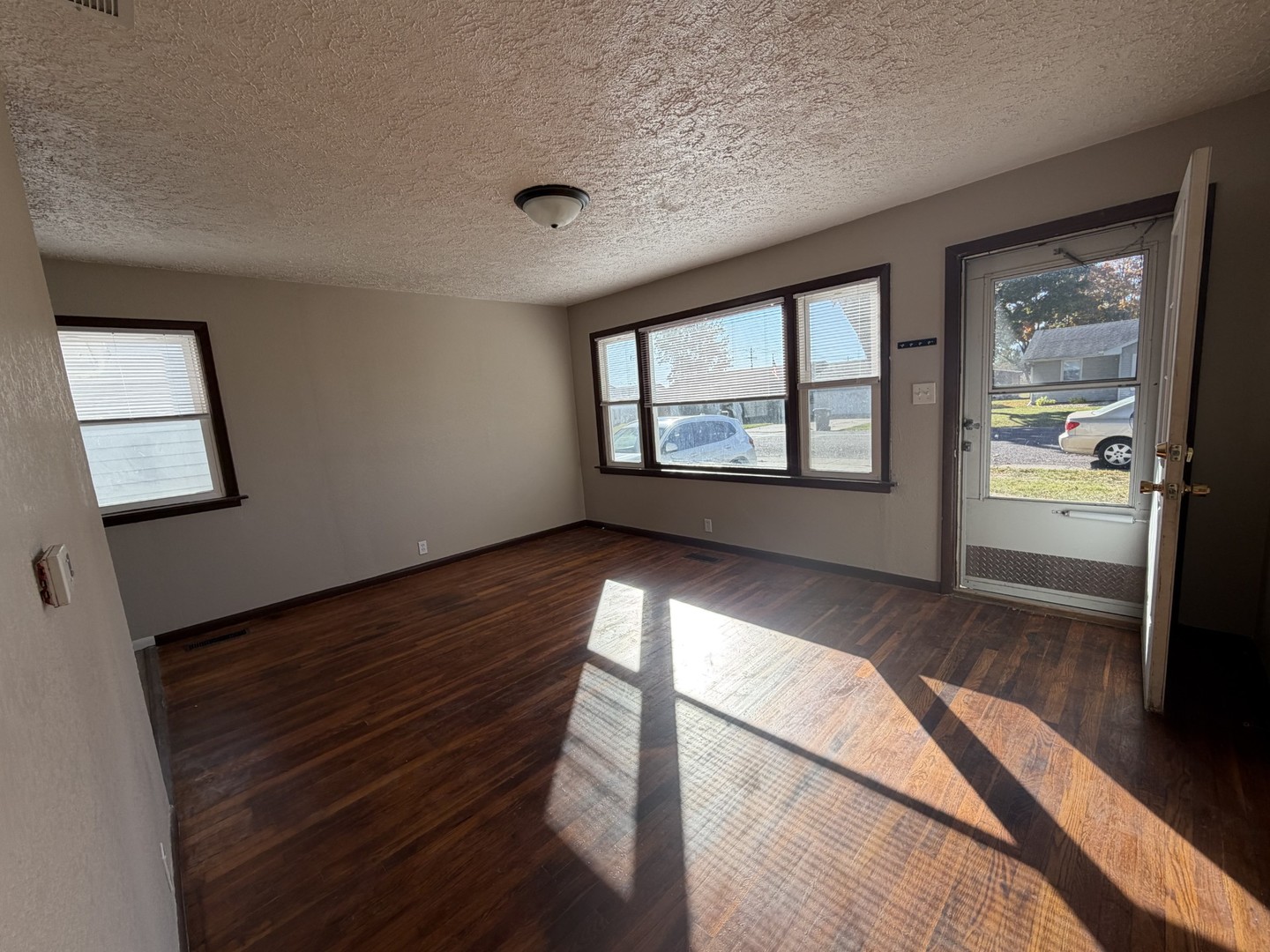 108 W Walnut Street, Gibson City, IL 60936