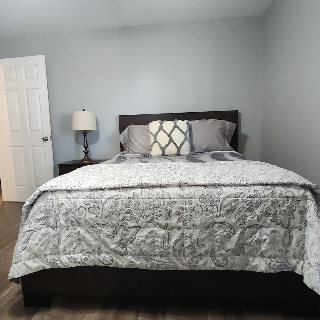 10409 Sheffield Drive #1N, Palos Hills, IL 60465