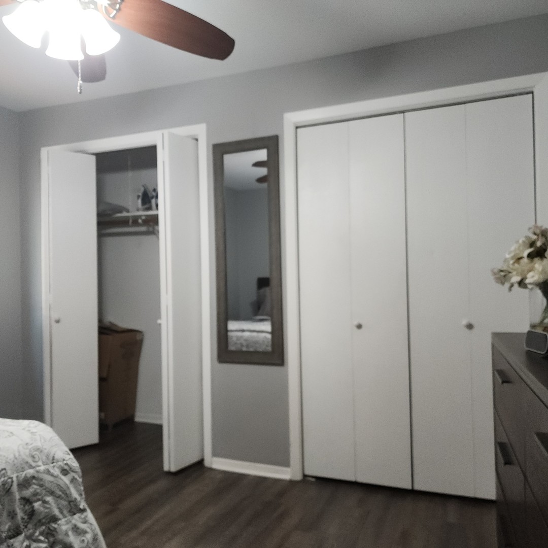 10409 Sheffield Drive #1N, Palos Hills, IL 60465