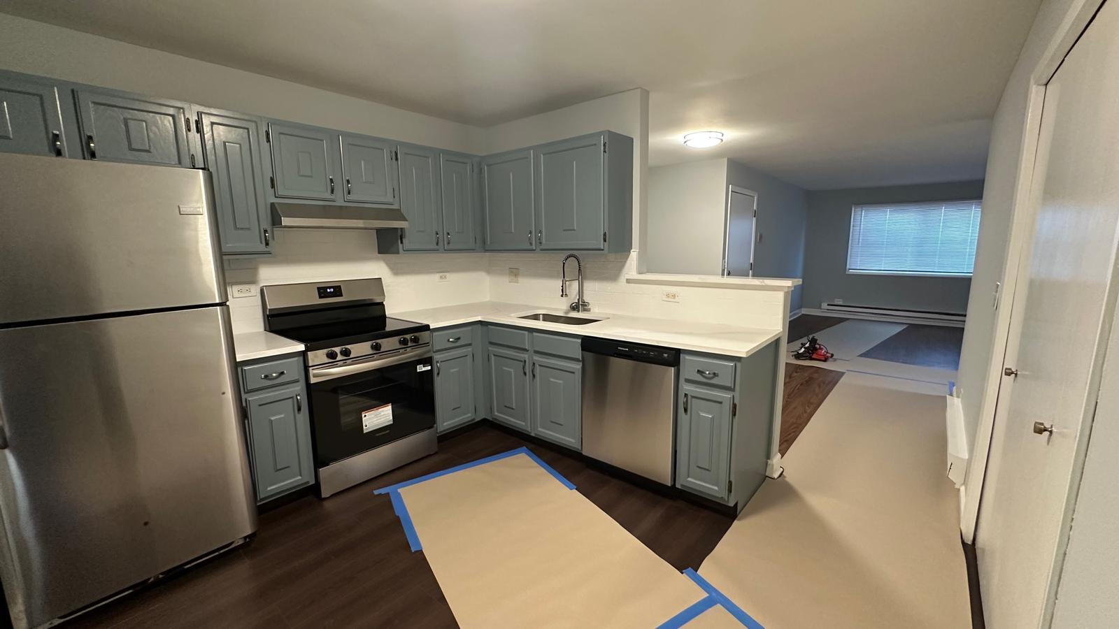 201 N Waters Edge Drive #101, Glendale Heights, IL 60139