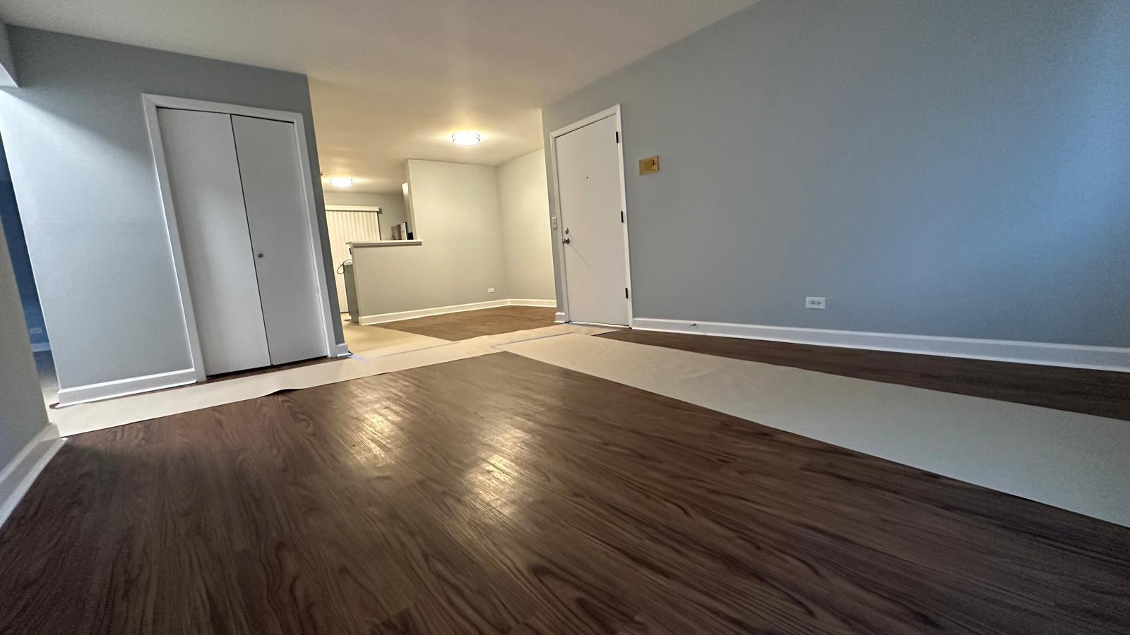 201 N Waters Edge Drive #101, Glendale Heights, IL 60139