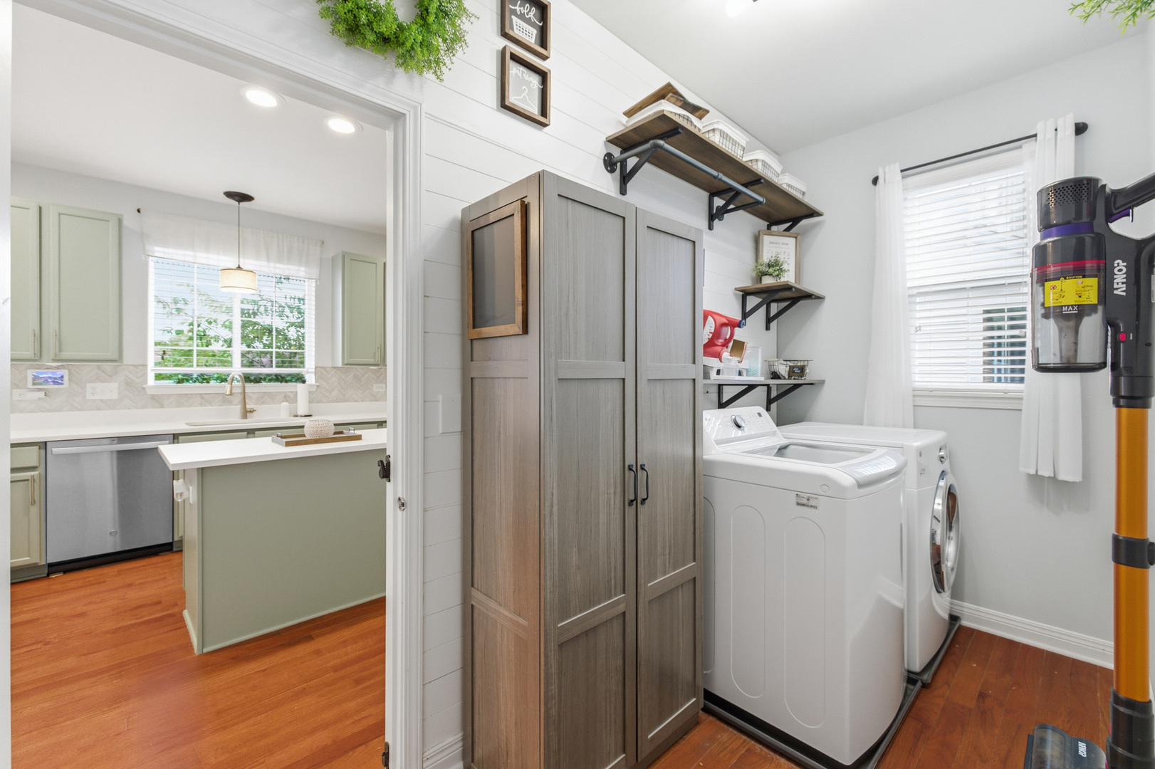 10000 Berkshire Lane, Huntley, IL 60142