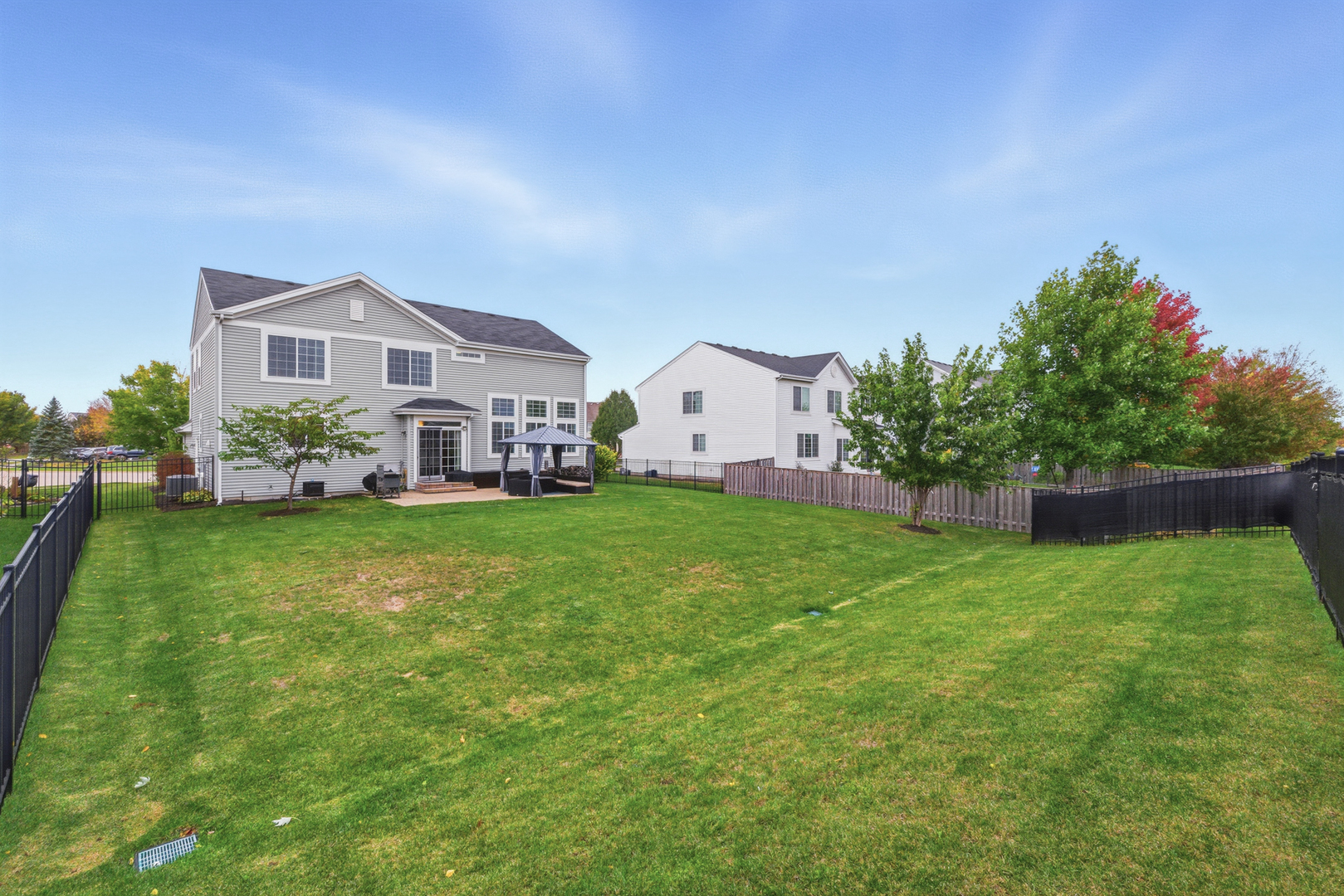 10000 Berkshire Lane, Huntley, IL 60142