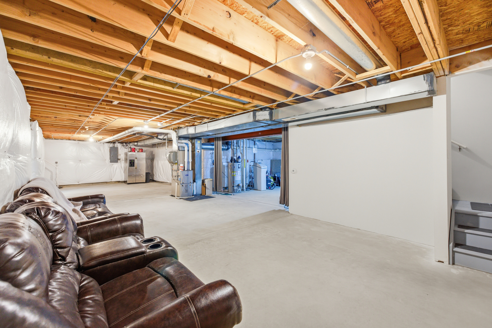 10000 Berkshire Lane, Huntley, IL 60142