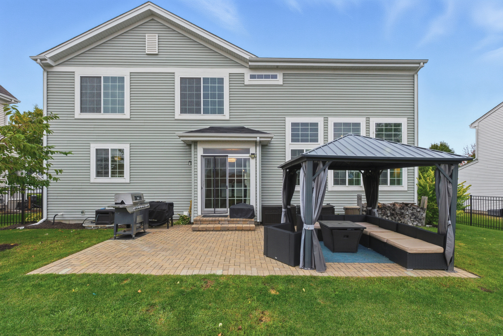 10000 Berkshire Lane, Huntley, IL 60142