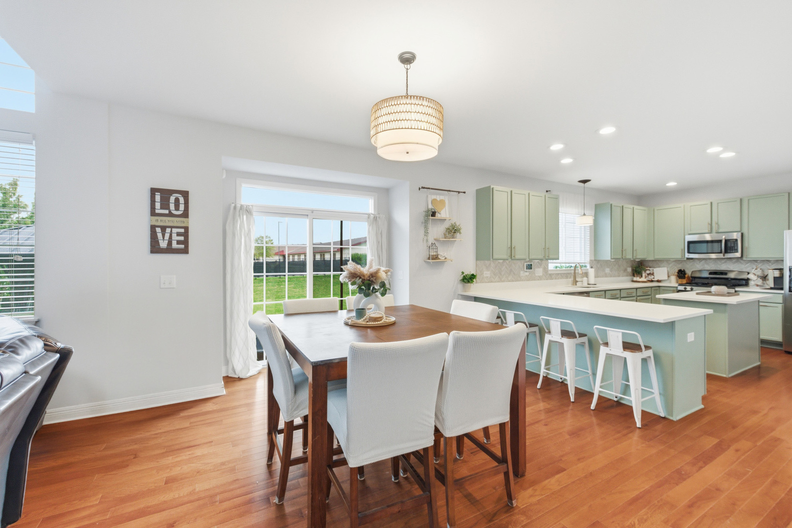 10000 Berkshire Lane, Huntley, IL 60142