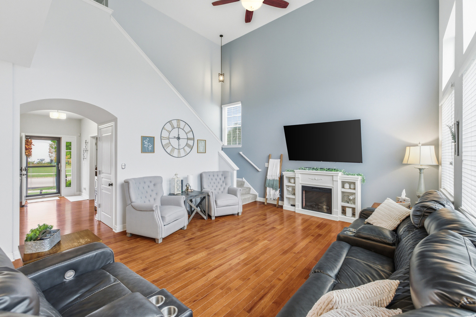 10000 Berkshire Lane, Huntley, IL 60142