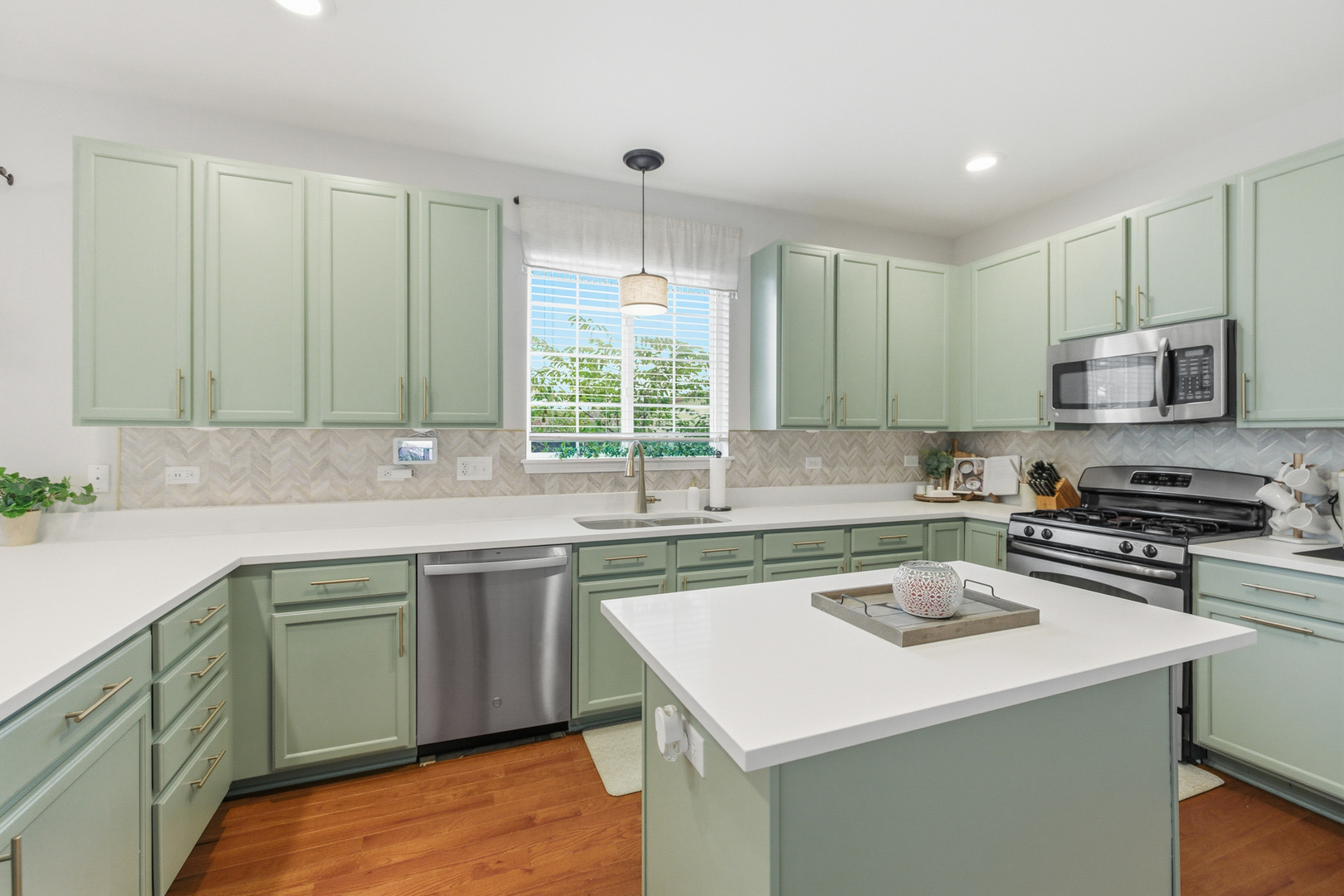 10000 Berkshire Lane, Huntley, IL 60142