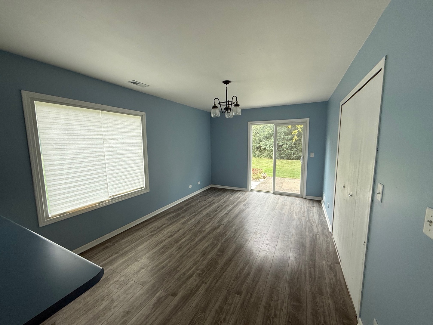 34114 N White Oak Lane, Gurnee, IL 60031