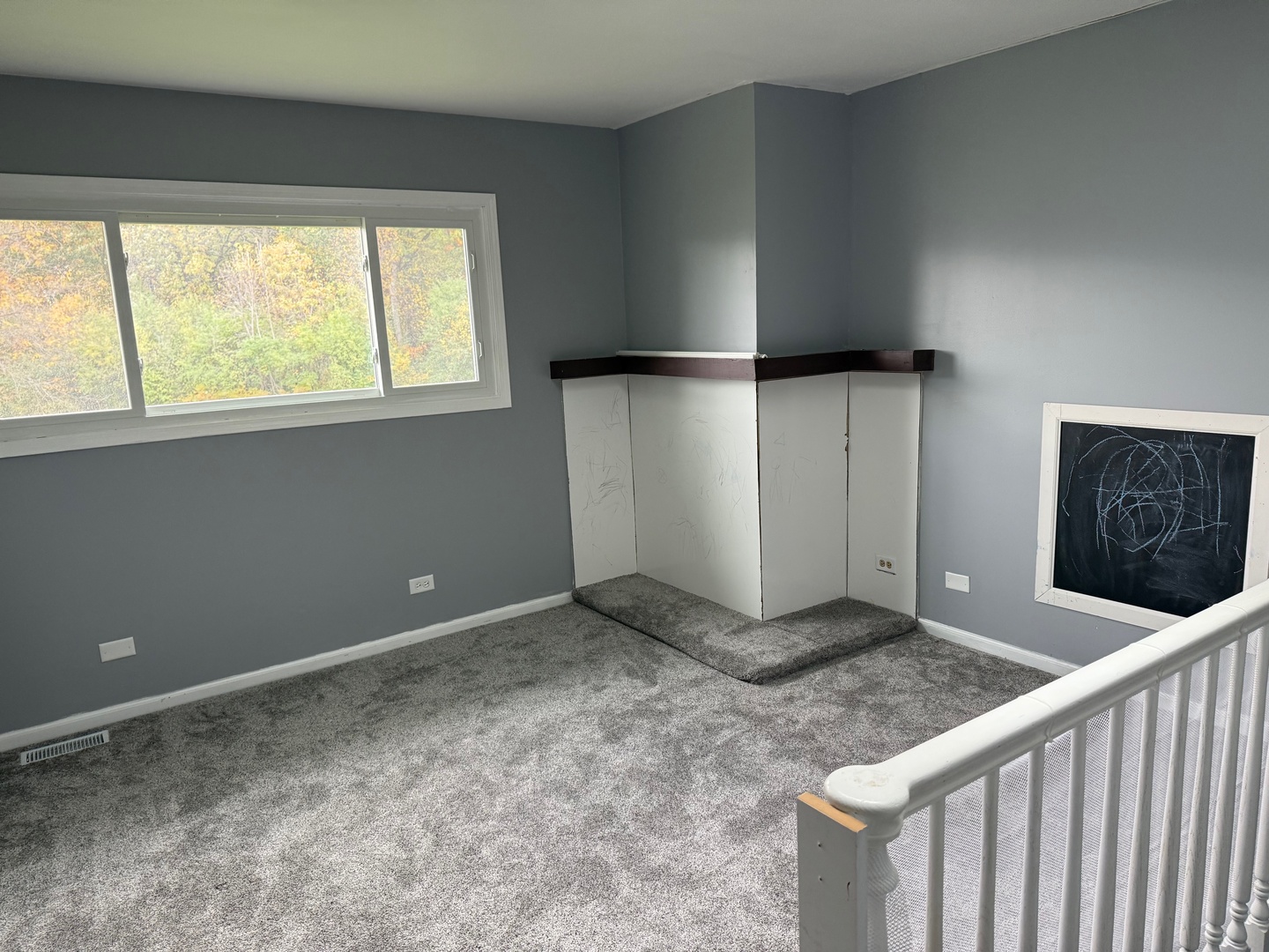 34114 N White Oak Lane, Gurnee, IL 60031