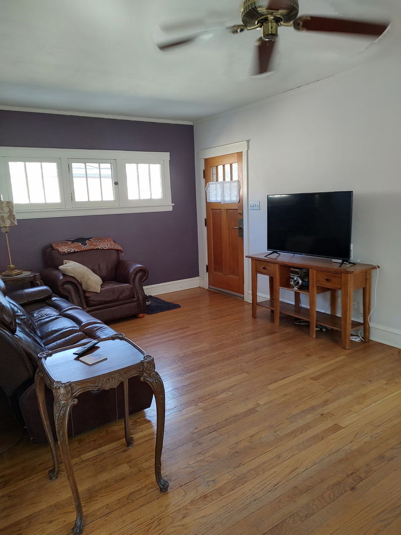 4220 Arthur Avenue, Brookfield, IL 60513