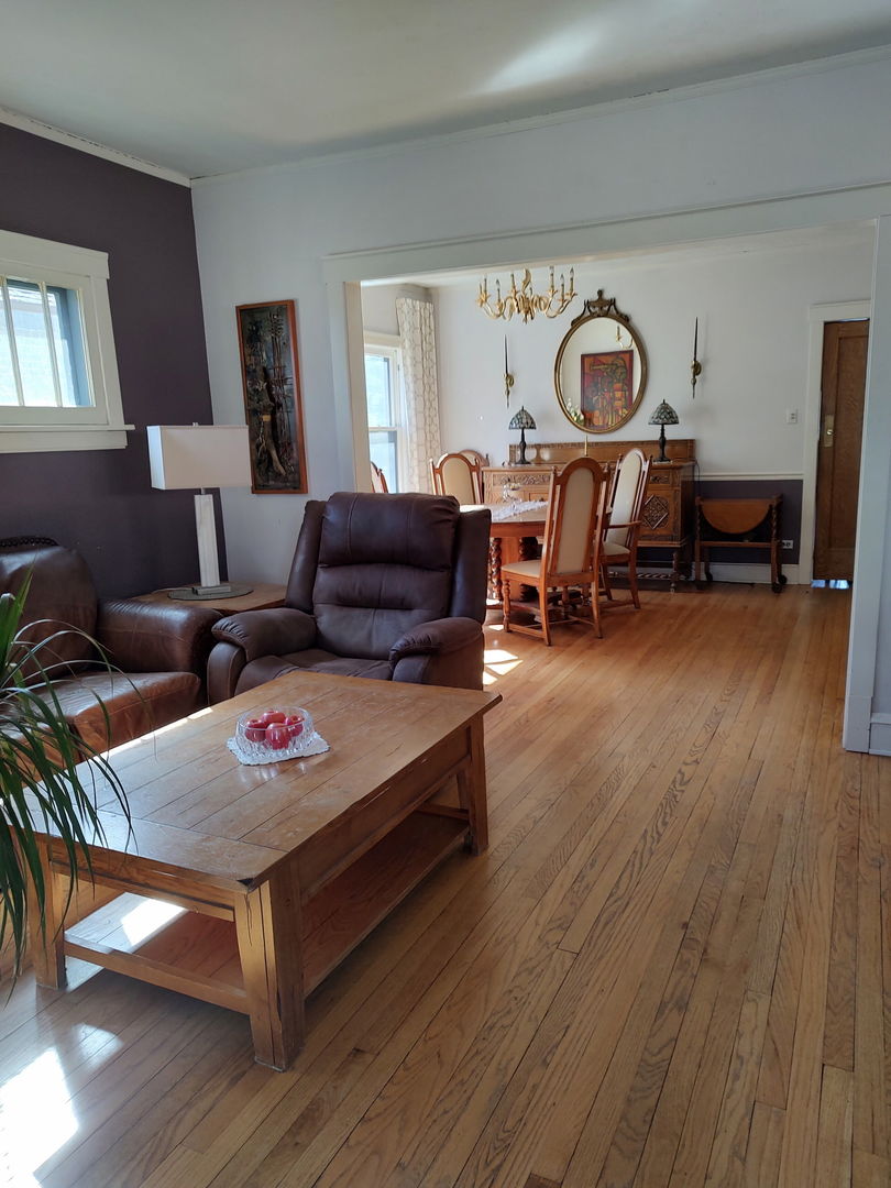 4220 Arthur Avenue, Brookfield, IL 60513