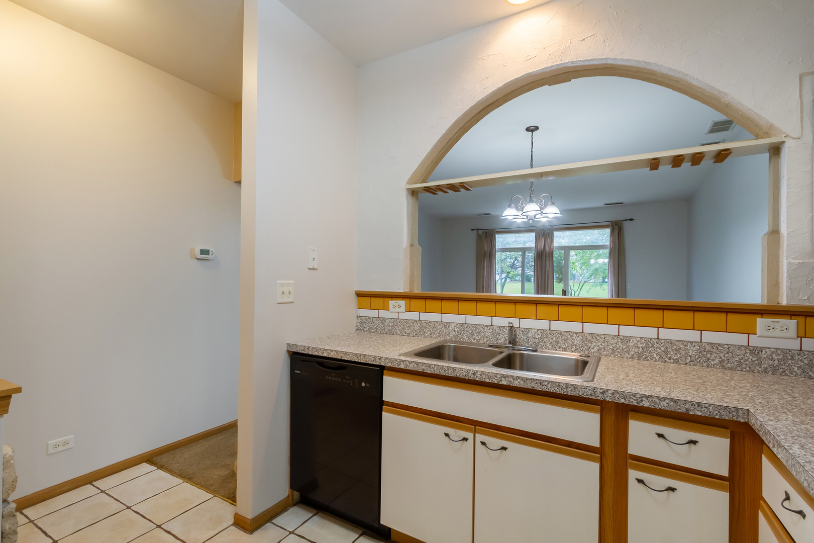 1244 Brookdale Drive #1244, Carpentersville, IL 60110