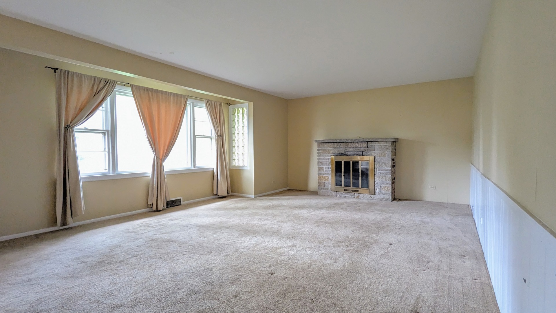 917 S Summit Street, Barrington, IL 60010