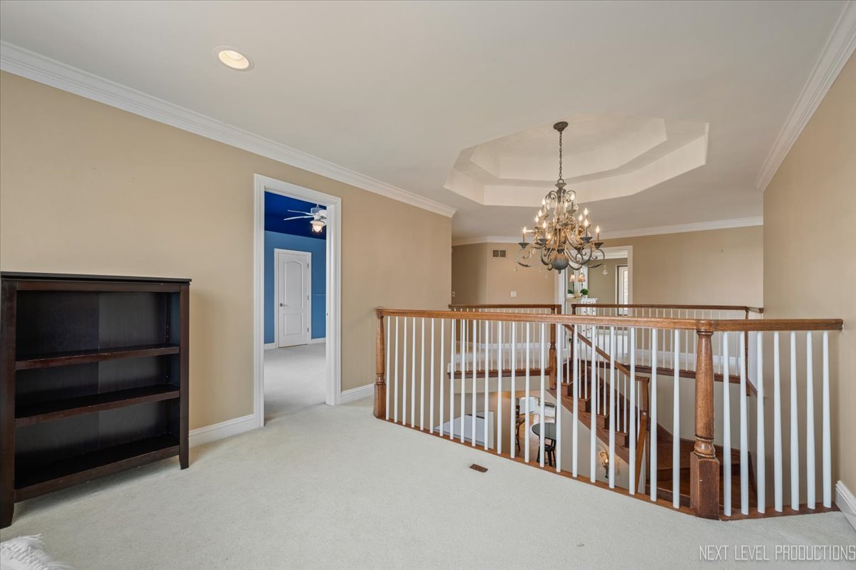 2441 Bird Lane, Batavia, IL 60510