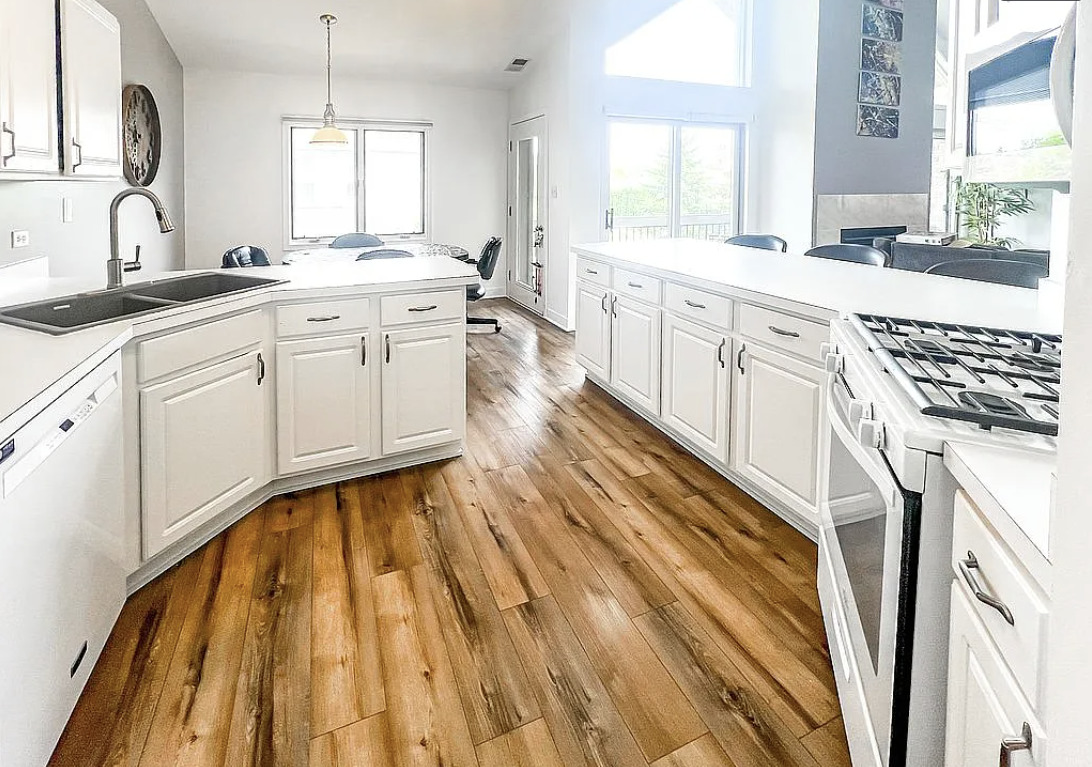 14031 Norwich Lane #301, Orland Park, IL 60467