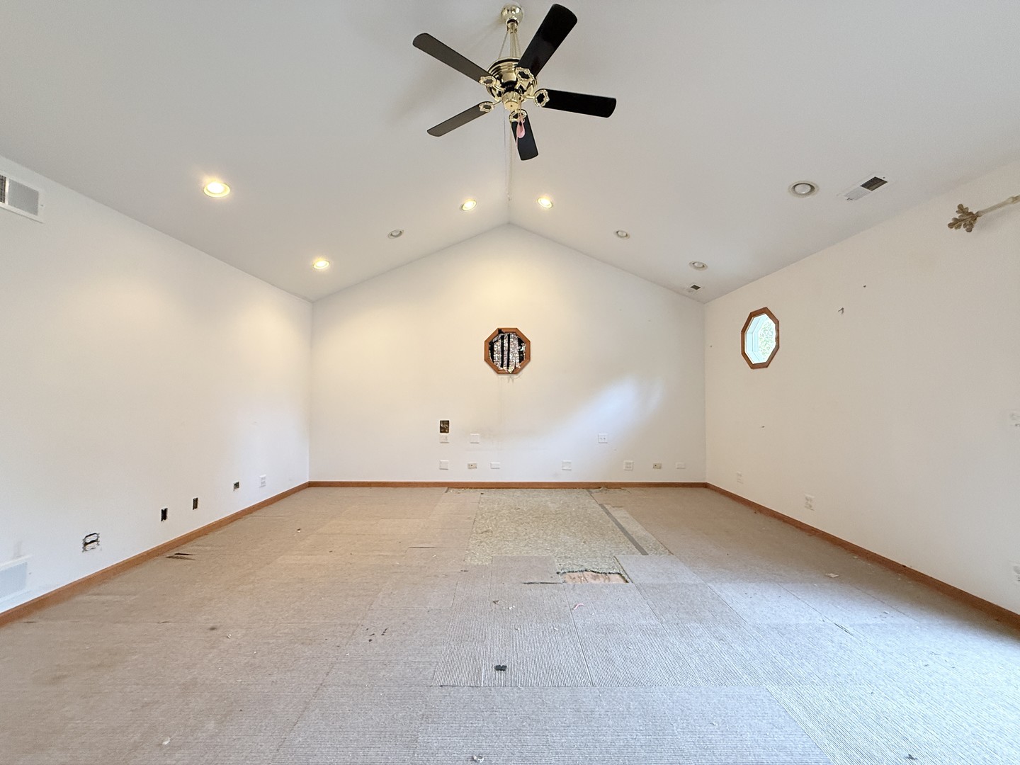 25216 W Buena Avenue, Lake Villa, IL 60046