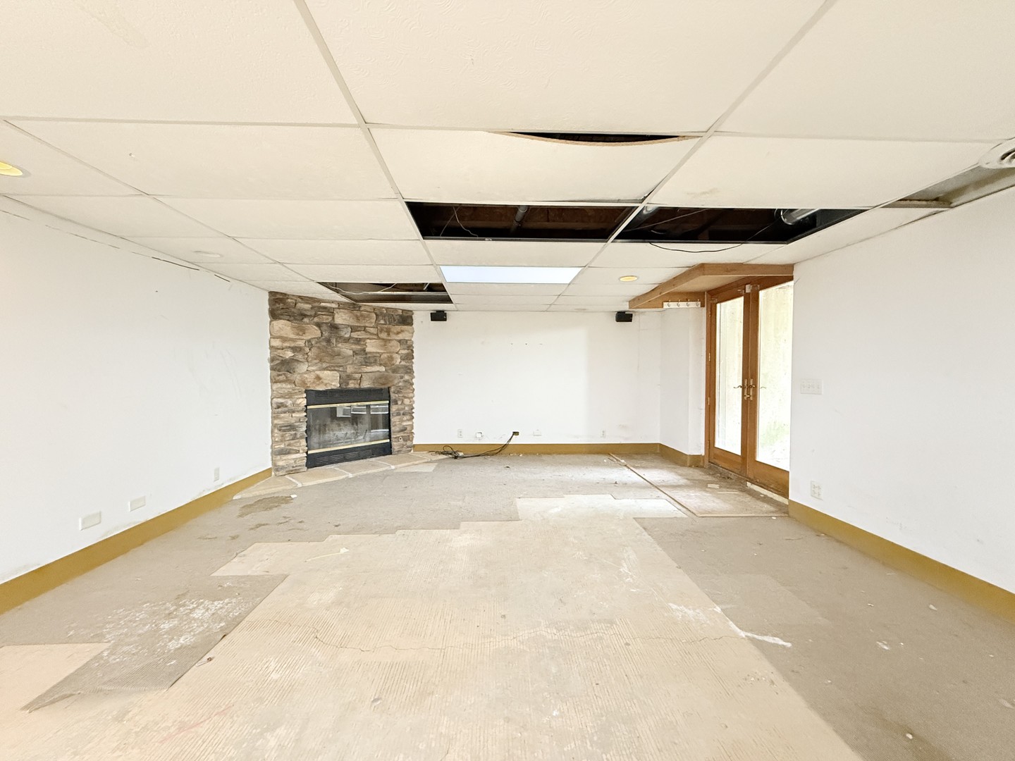 25216 W Buena Avenue, Lake Villa, IL 60046