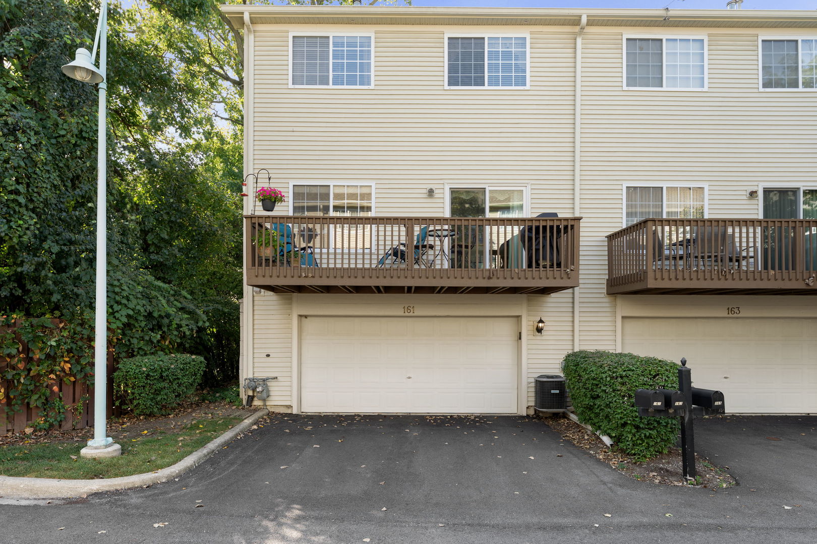 161 Patrick Avenue, Willow Springs, IL 60480