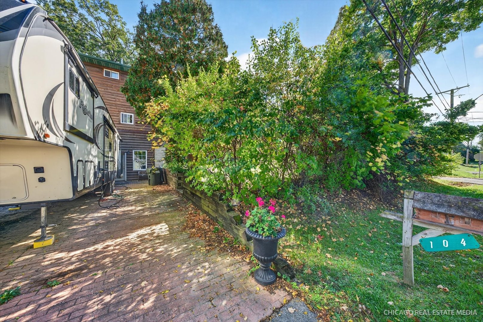 104 Morningside Drive, Lakemoor, IL 60051