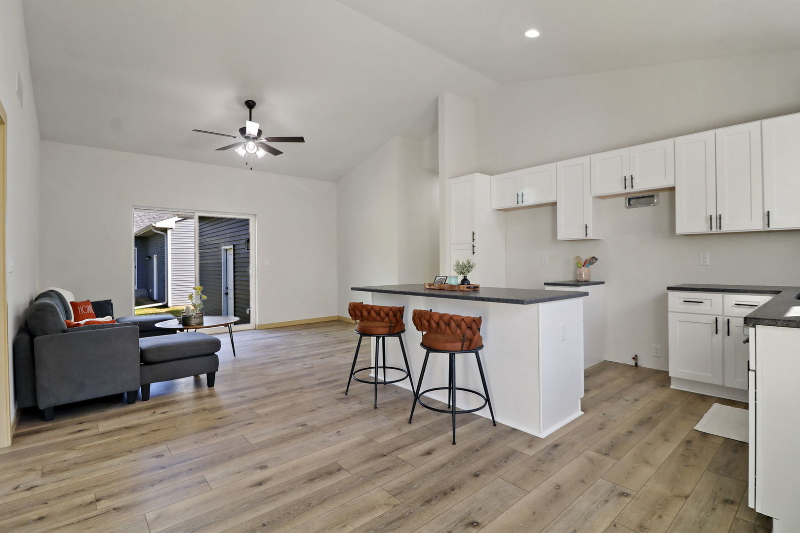 4822 37th Street, Kenosha, WI 53144