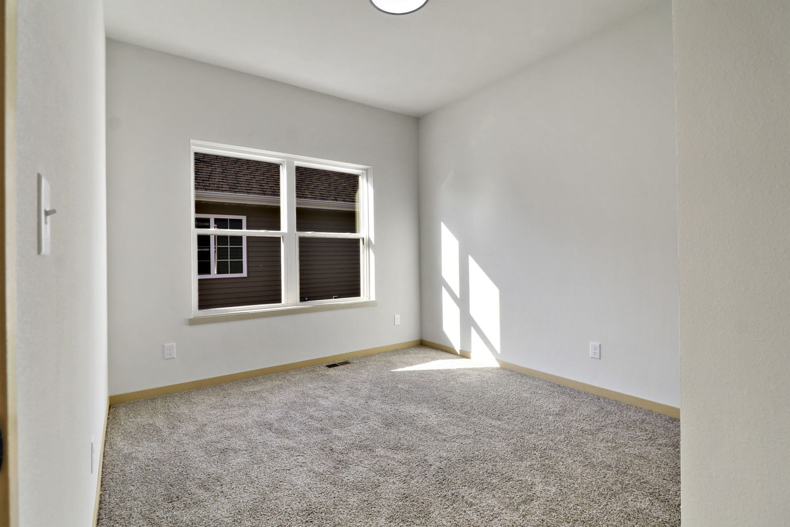 4822 37th Street, Kenosha, WI 53144