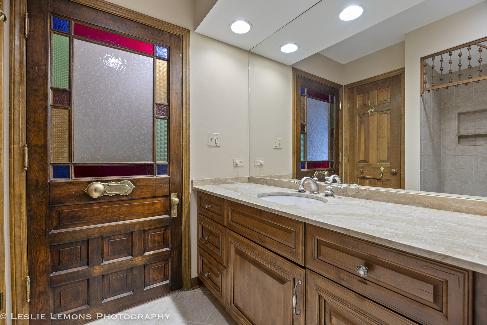 577 Lee Street, Glen Ellyn, IL 60137