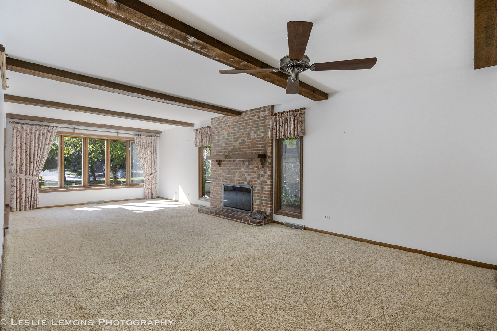 577 Lee Street, Glen Ellyn, IL 60137