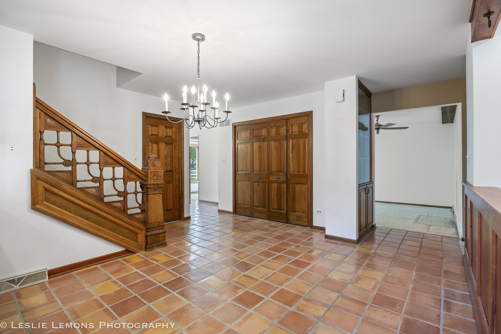 577 Lee Street, Glen Ellyn, IL 60137