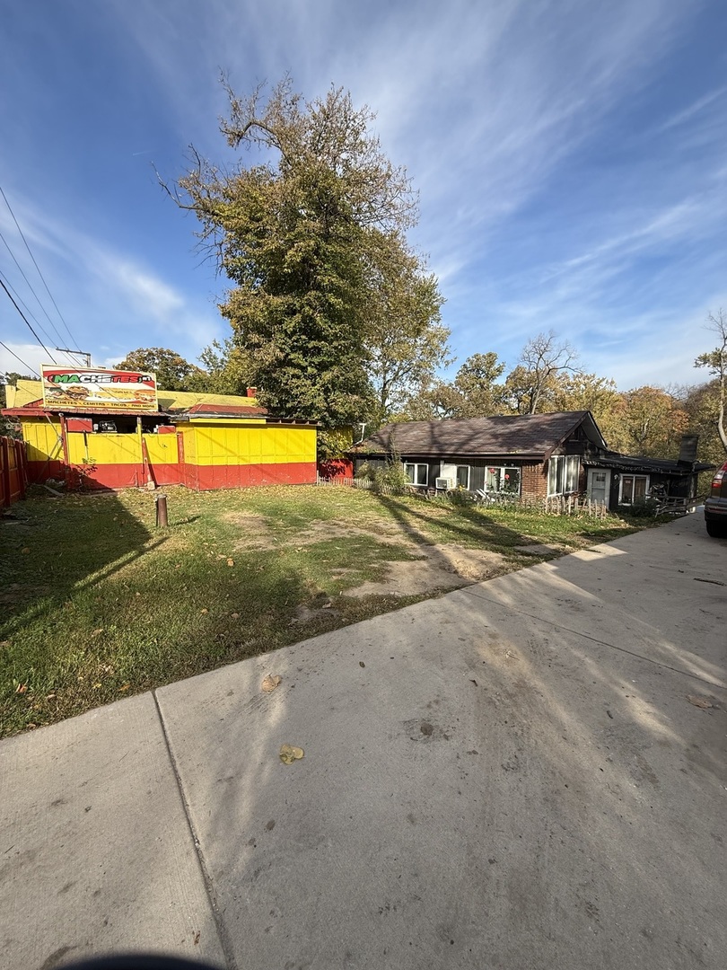 2501 E Cass Street, Joliet, IL 60432