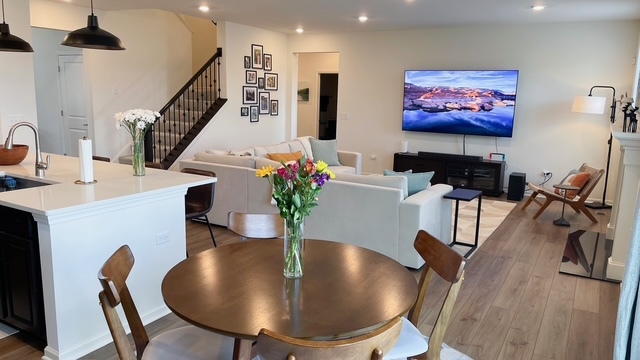 1828 Coralito Lane, Elgin, IL 60124