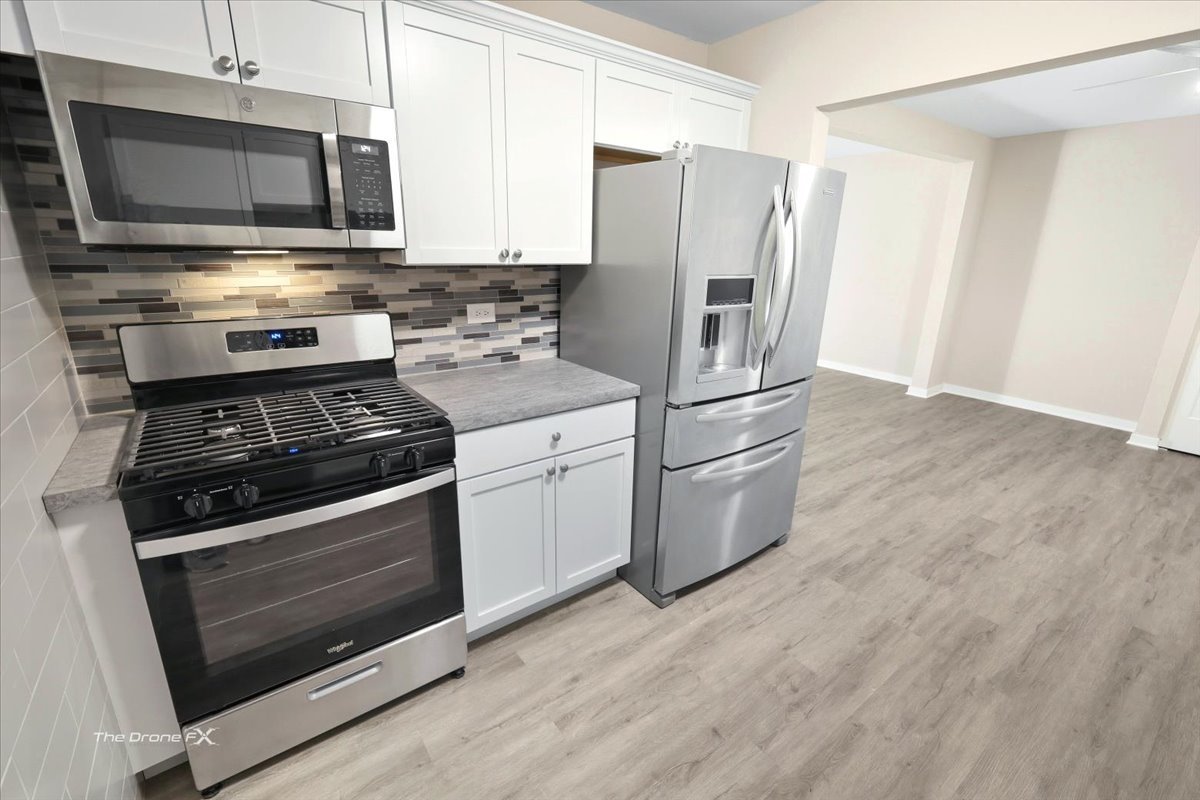 144 E Bailey Road #L, Naperville, IL 60565