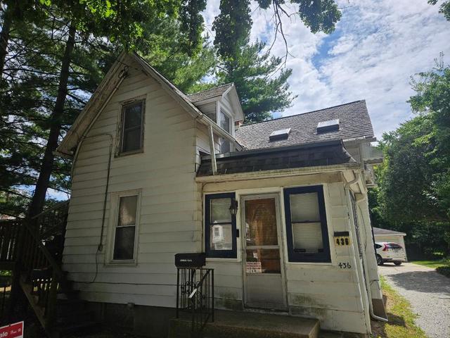 436 Barrington Avenue, East Dundee, IL 60118