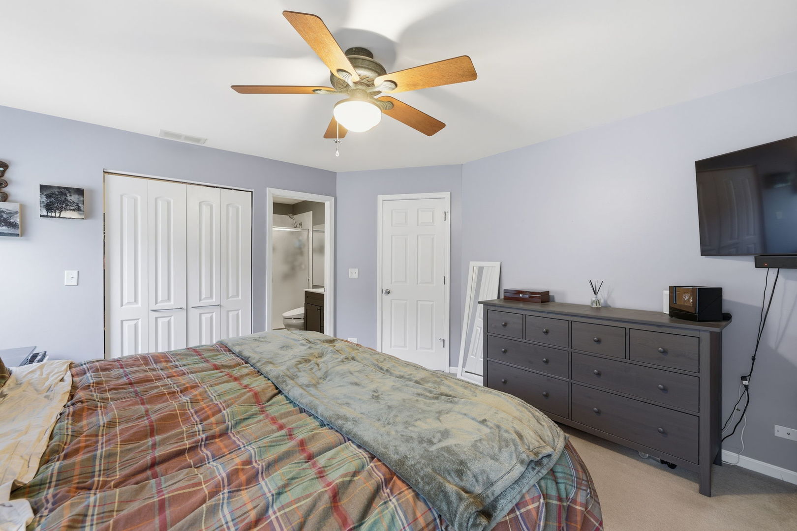 1348 Churchill Lane, Grayslake, IL 60030