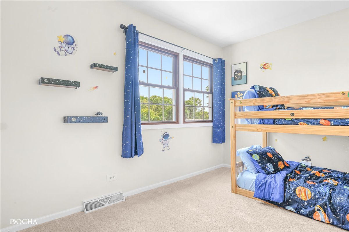 1012 Bainbridge Drive, Naperville, IL 60563