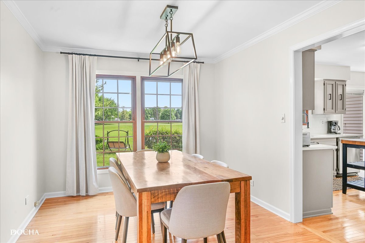 1012 Bainbridge Drive, Naperville, IL 60563