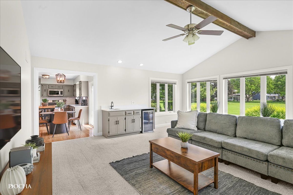 1012 Bainbridge Drive, Naperville, IL 60563