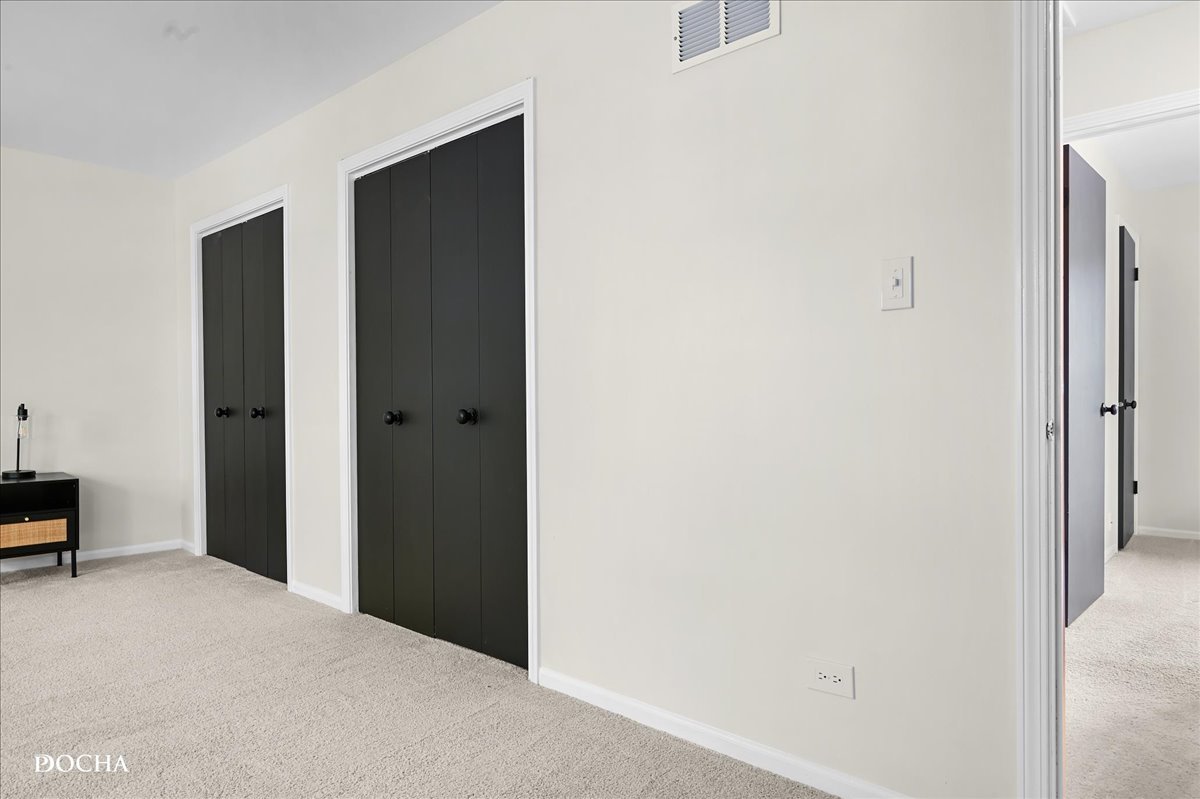 1012 Bainbridge Drive, Naperville, IL 60563