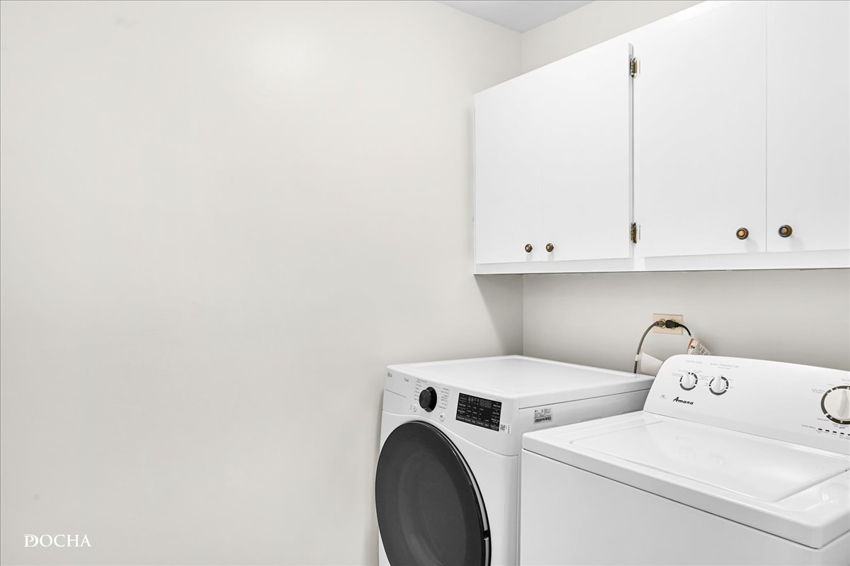 1012 Bainbridge Drive, Naperville, IL 60563