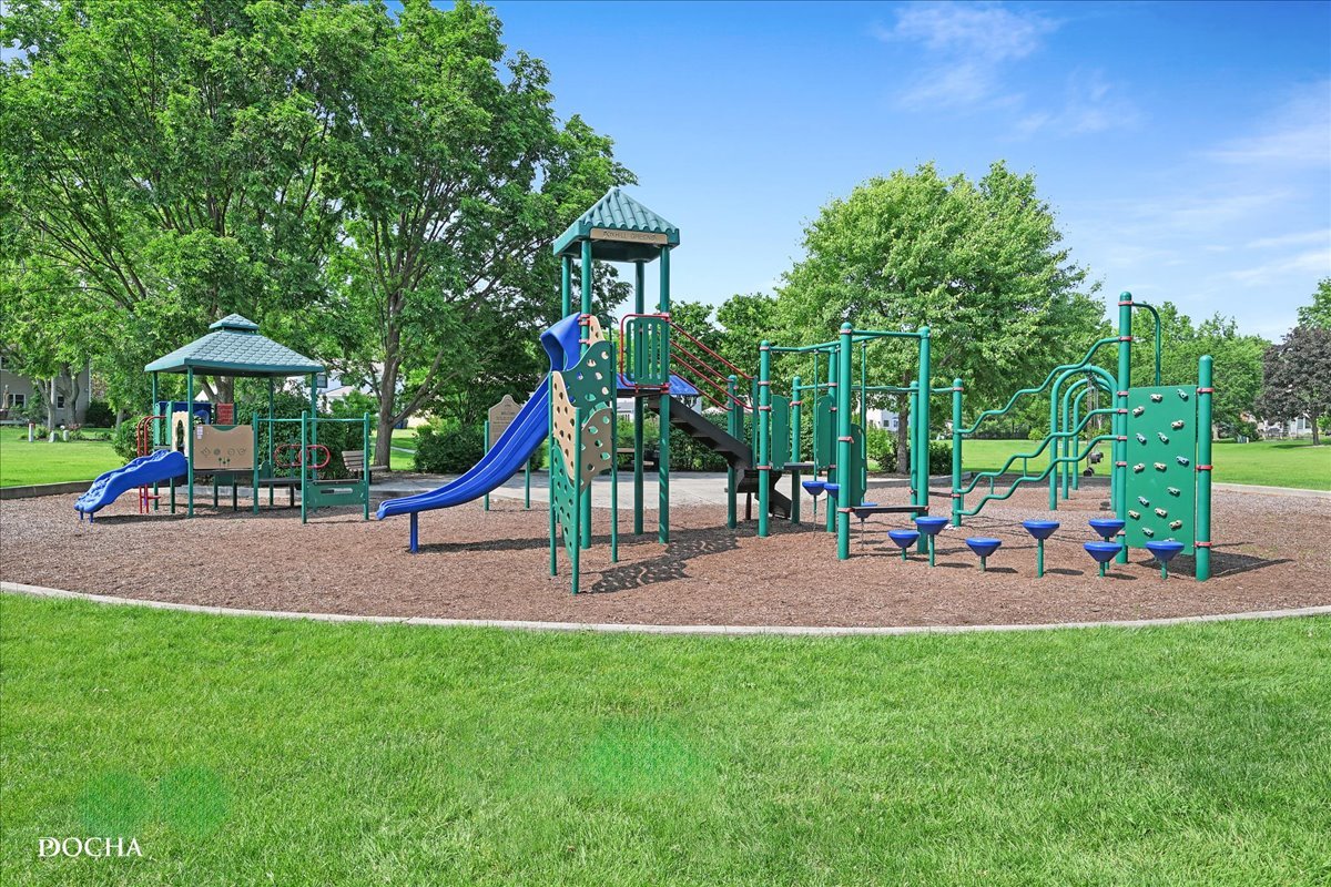 1012 Bainbridge Drive, Naperville, IL 60563