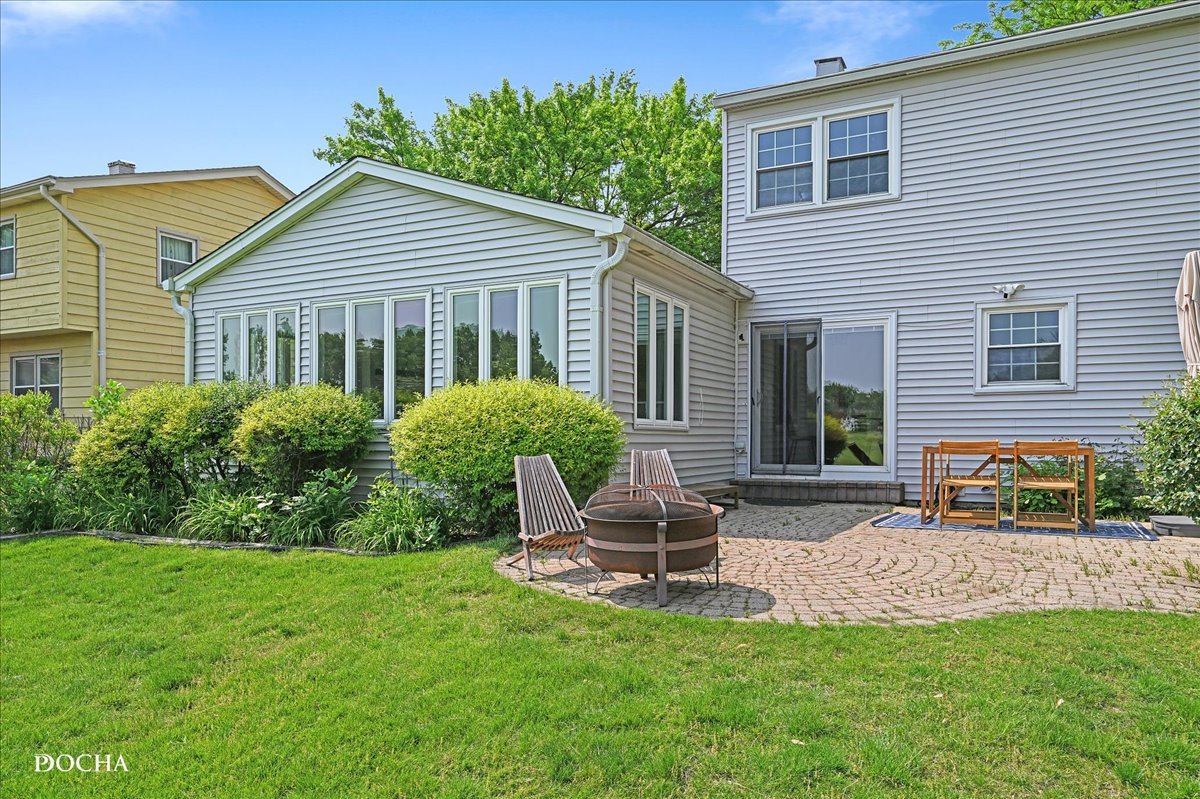 1012 Bainbridge Drive, Naperville, IL 60563