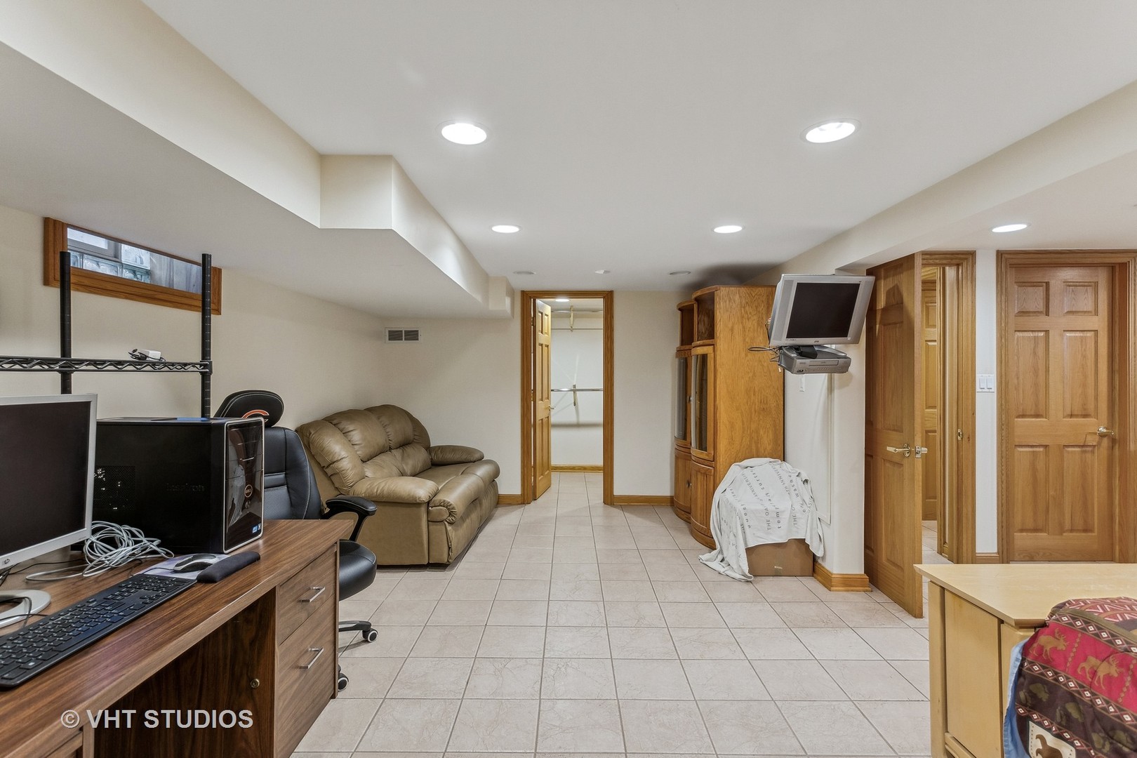 5261 Mulford Street, Skokie, IL 60077