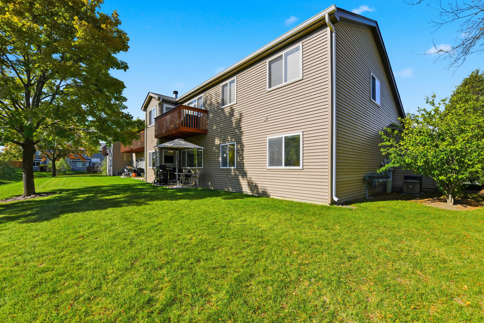 767 E Whispering Oaks Drive #767, Palatine, IL 60074