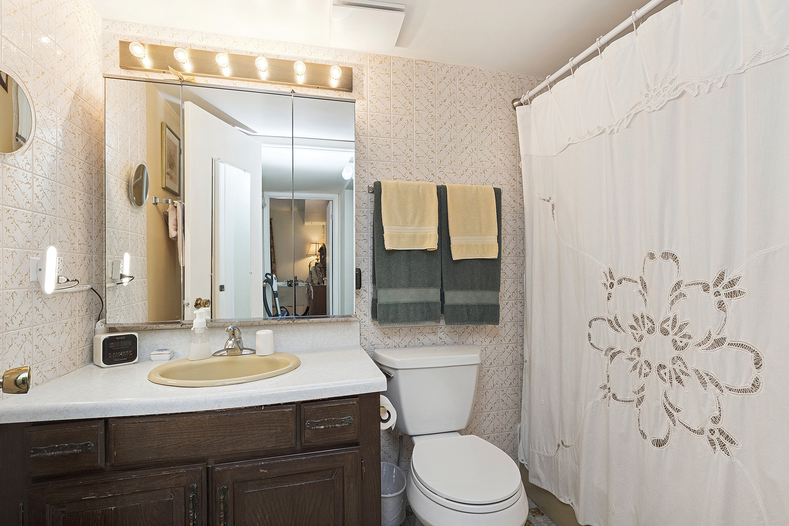 1940 183rd Street #1C, Homewood, IL 60430