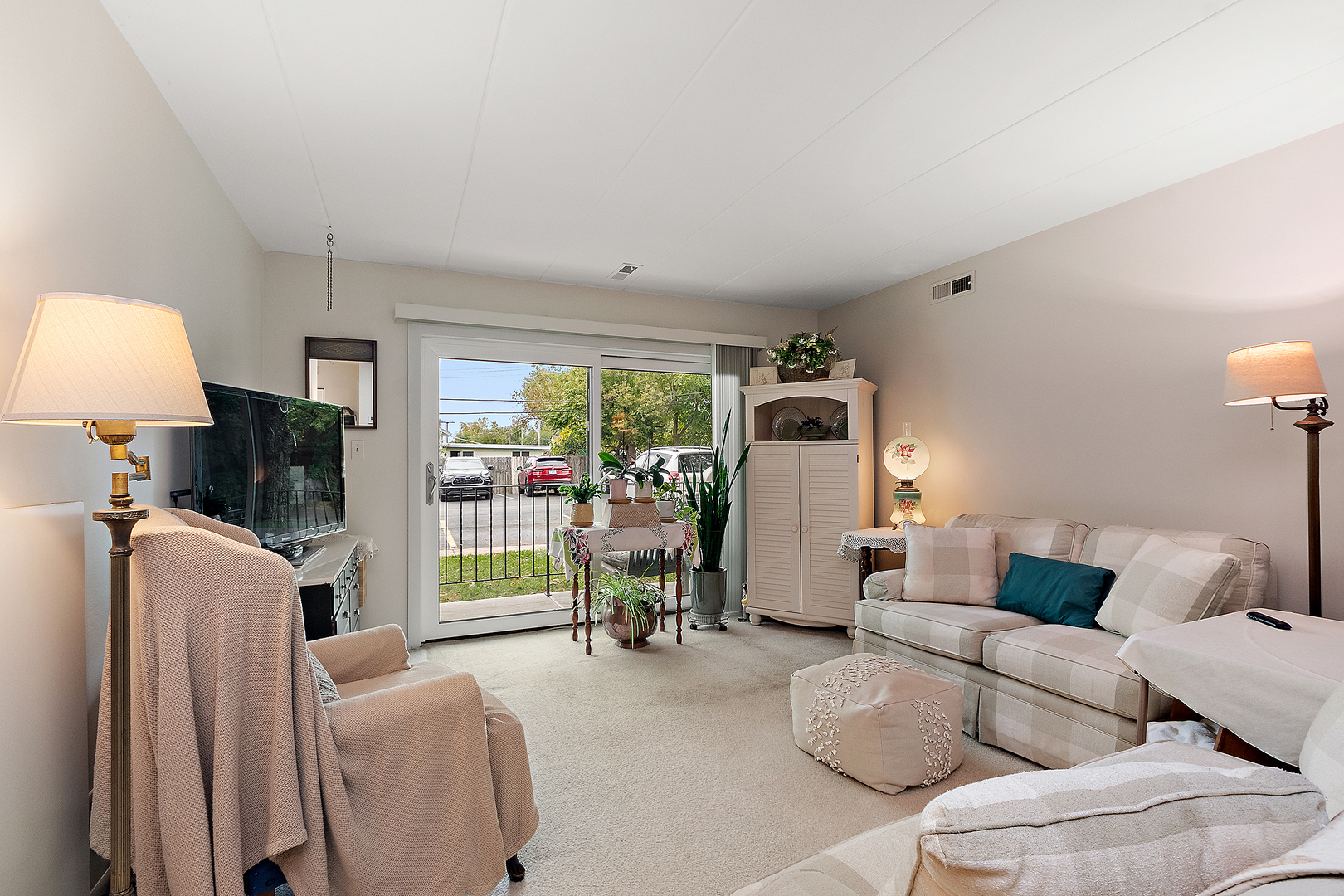 1940 183rd Street #1C, Homewood, IL 60430