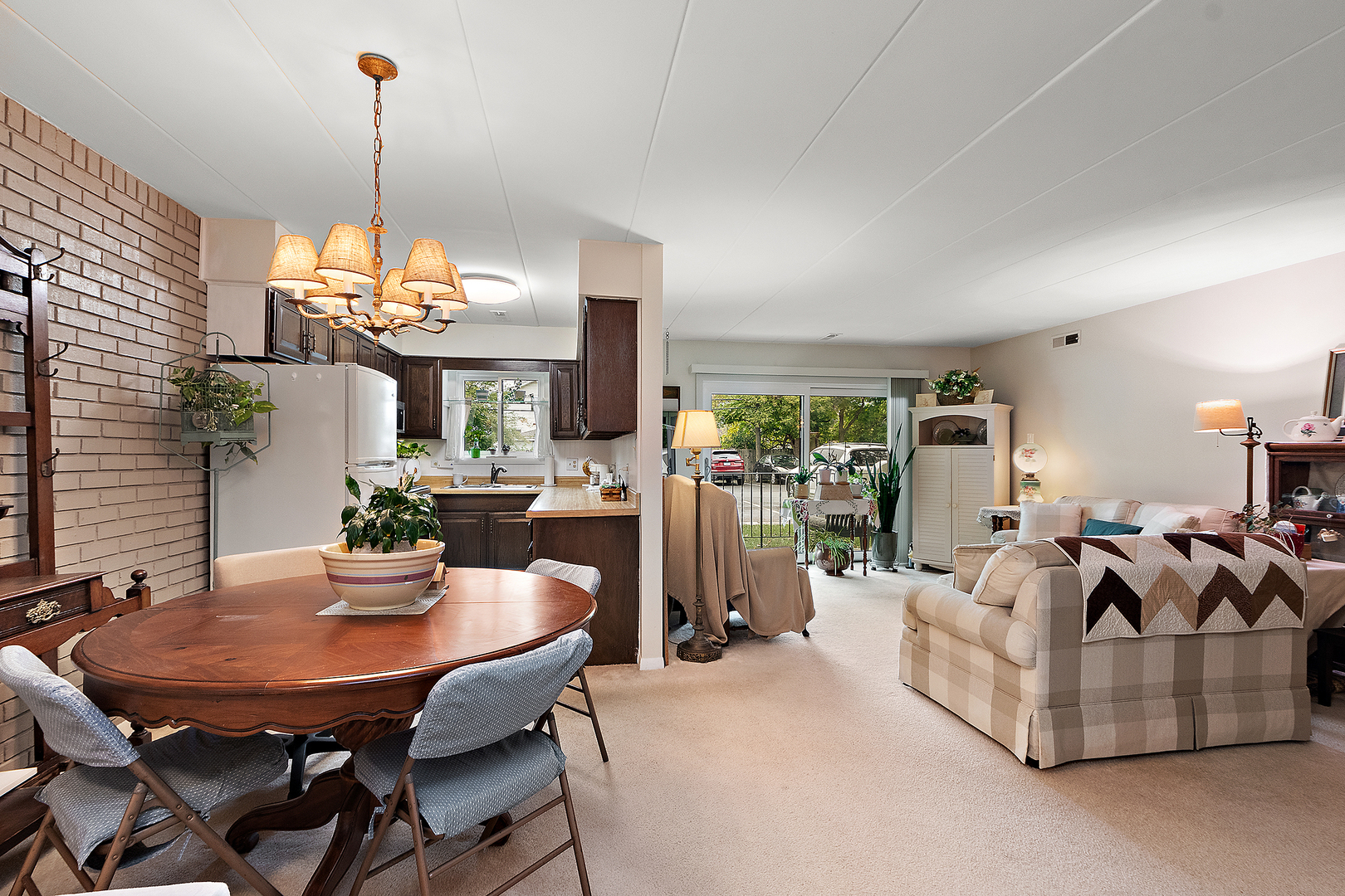 1940 183rd Street #1C, Homewood, IL 60430