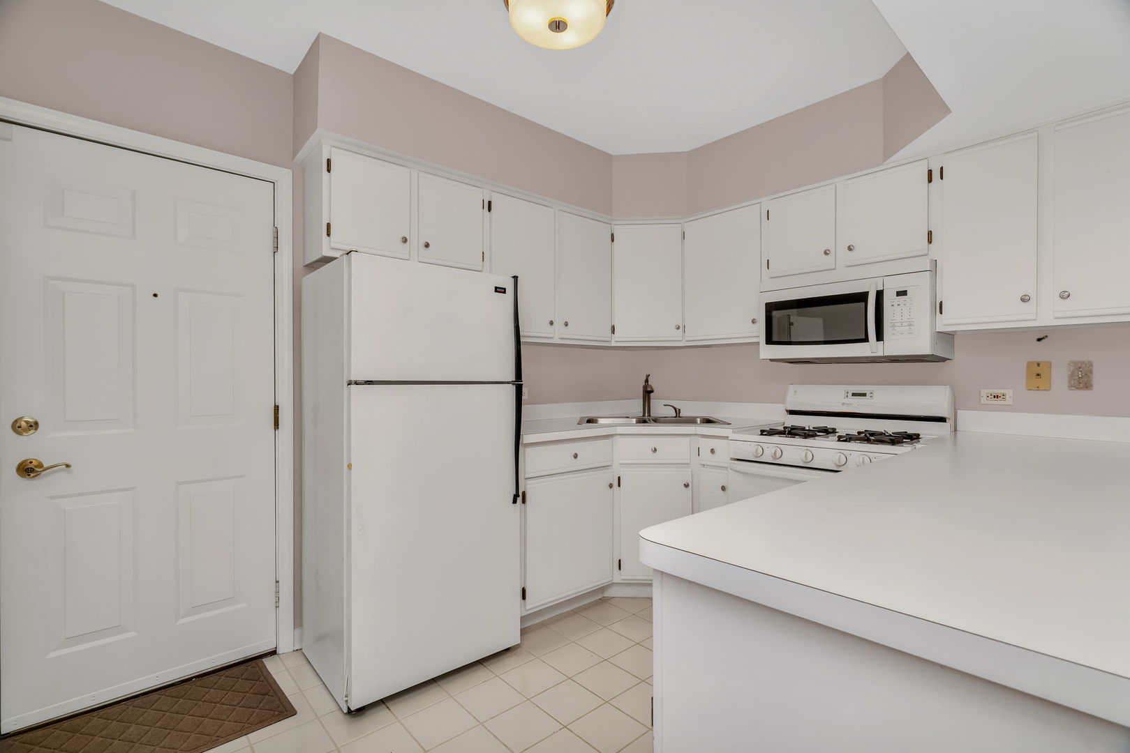 75 E Harris Avenue #1E, La Grange, IL 60525